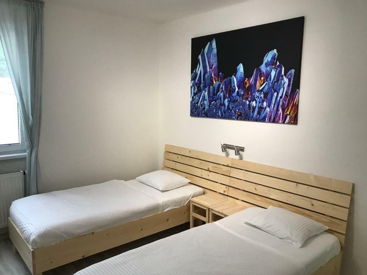 Apartman Hodrusa-Hamre Extérieur photo